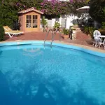 Casa Arcos Нерха